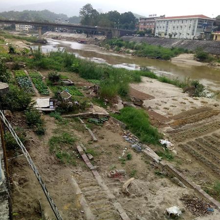 Dream Hostel Ha Giang Exterior photo